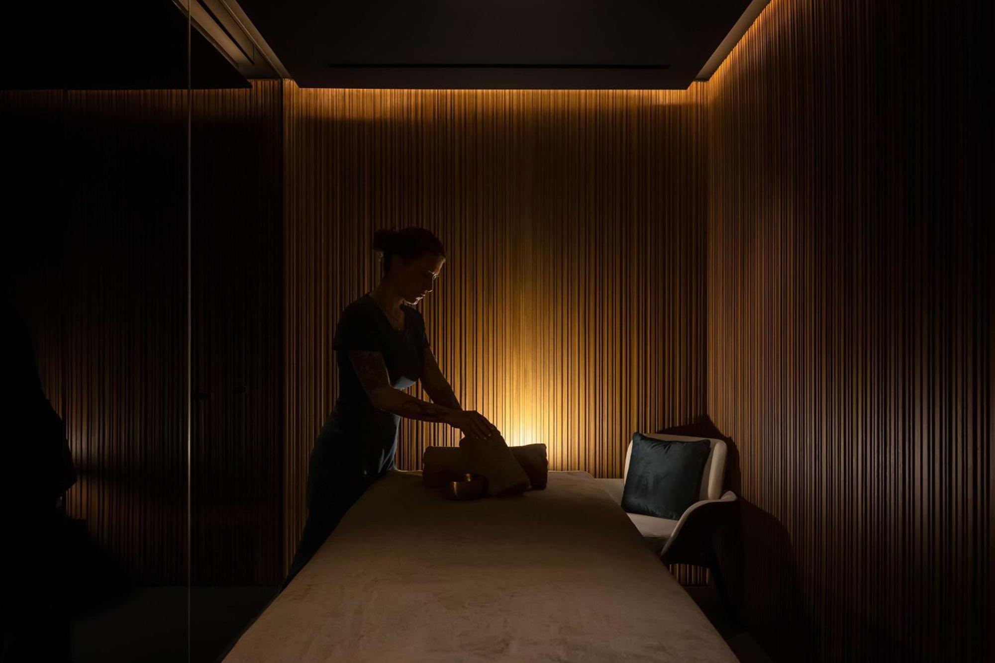 Art'Otel London Hoxton, Powered By Radisson Hotels Экстерьер фото