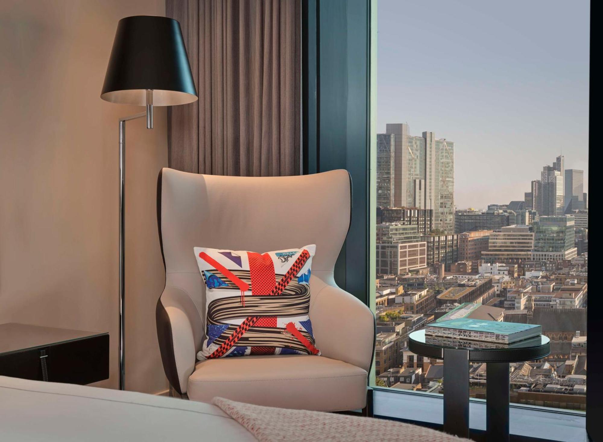 Art'Otel London Hoxton, Powered By Radisson Hotels Экстерьер фото