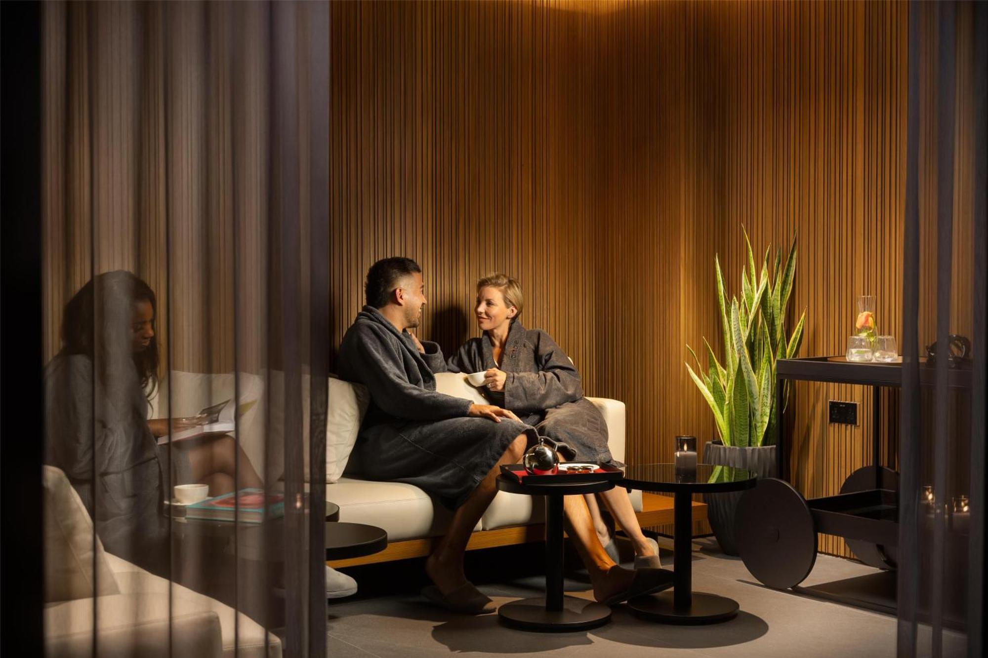 Art'Otel London Hoxton, Powered By Radisson Hotels Экстерьер фото